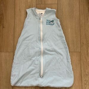 Sleeveless Light Blue Baby Sleep Sack with Front Zip